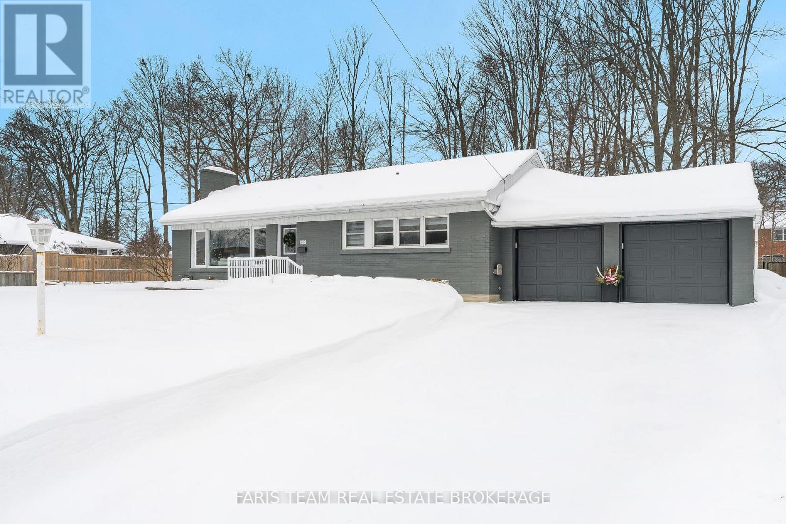 888 HUGEL AVENUE, Midland, Ontario