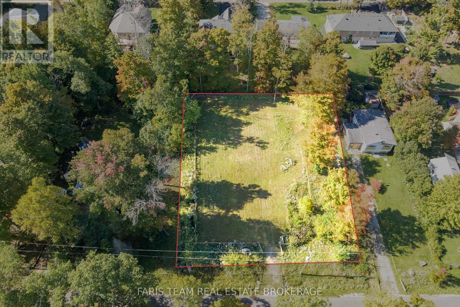 76 Mcarthur Drive, Penetanguishene, Ontario  L9M 1W9 - Photo 2 - S12595756