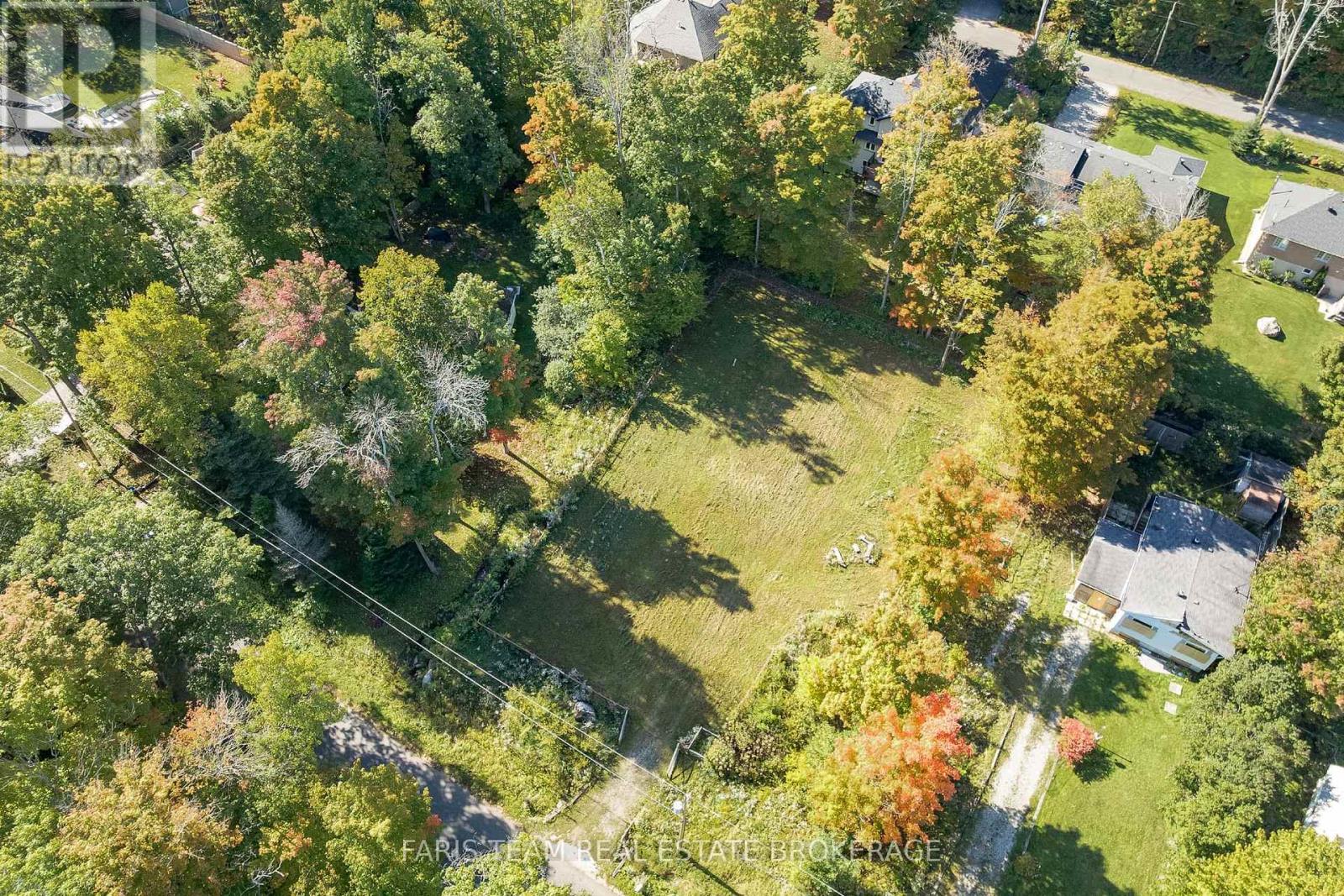 76 Mcarthur Drive, Penetanguishene, Ontario  L9M 1W9 - Photo 3 - S12595756