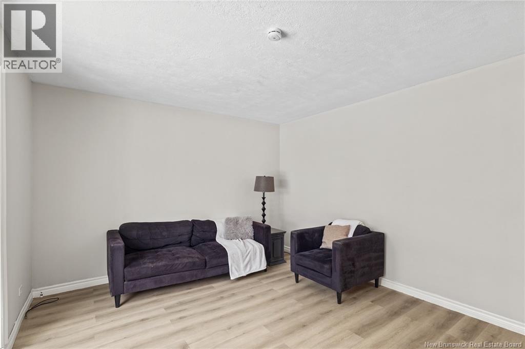 641 Reid Street, Fredericton, New Brunswick  E2J 2C3 - Photo 13 - NB131322