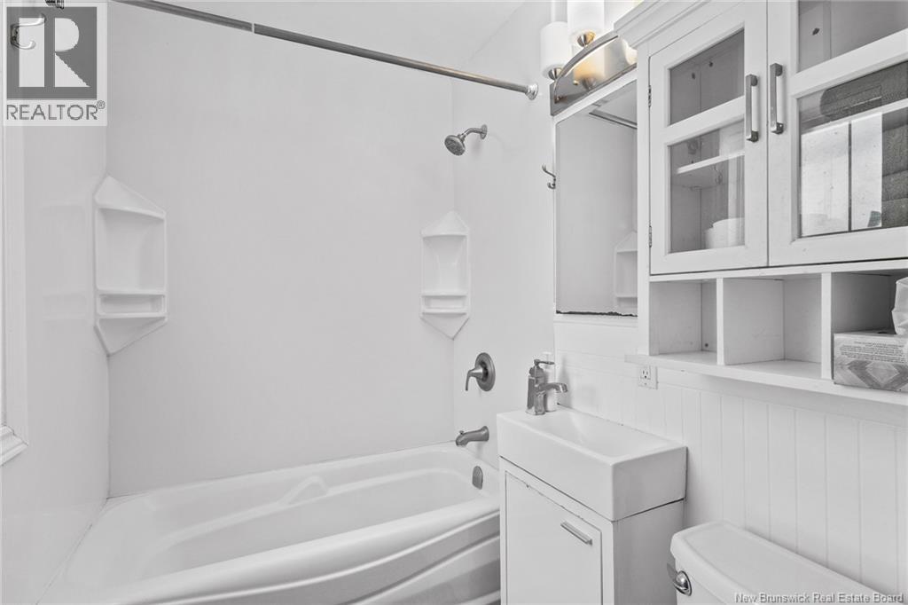 641 Reid Street, Fredericton, New Brunswick  E2J 2C3 - Photo 18 - NB131322