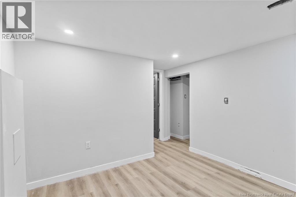 641 Reid Street, Fredericton, New Brunswick  E2J 2C3 - Photo 30 - NB131322