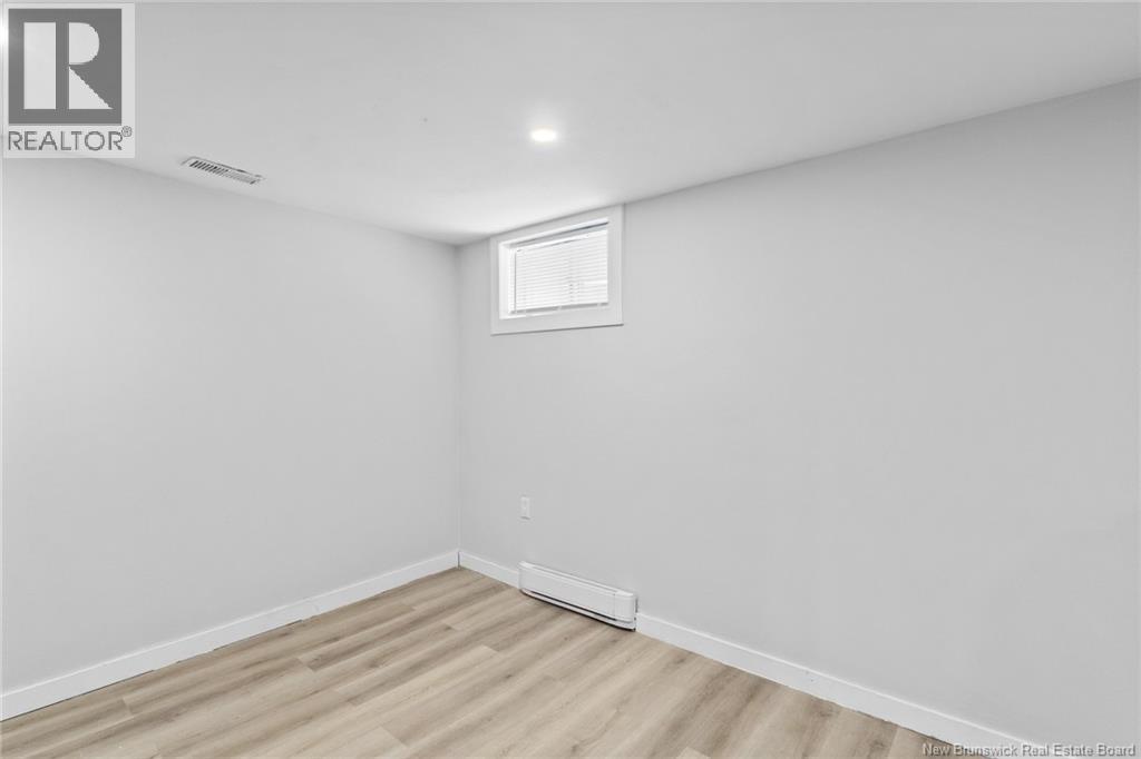 641 Reid Street, Fredericton, New Brunswick  E2J 2C3 - Photo 34 - NB131322