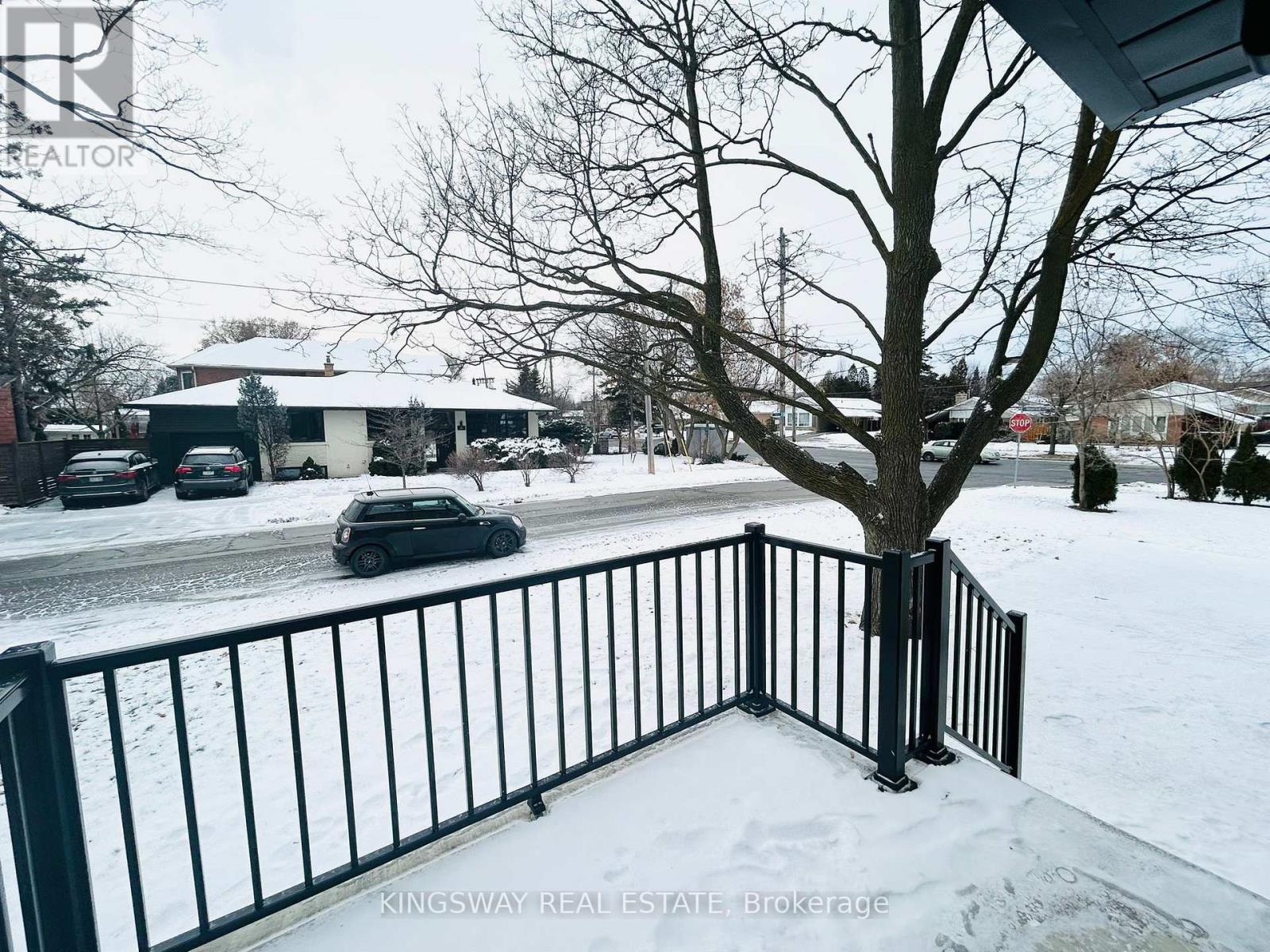 Main - 4229 Bloor Street W, Toronto, Ontario  M9C 1Z6 - Photo 3 - W12639054