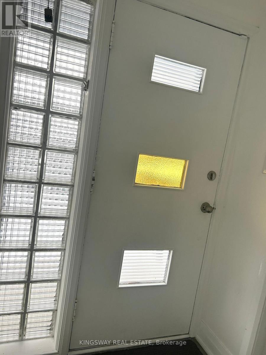 Main - 4229 Bloor Street W, Toronto, Ontario  M9C 1Z6 - Photo 4 - W12639054