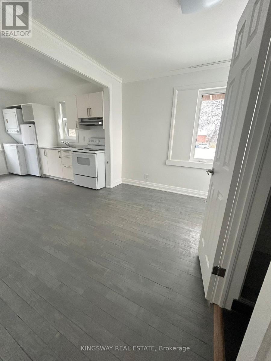 Main - 4229 Bloor Street W, Toronto, Ontario  M9C 1Z6 - Photo 6 - W12639054