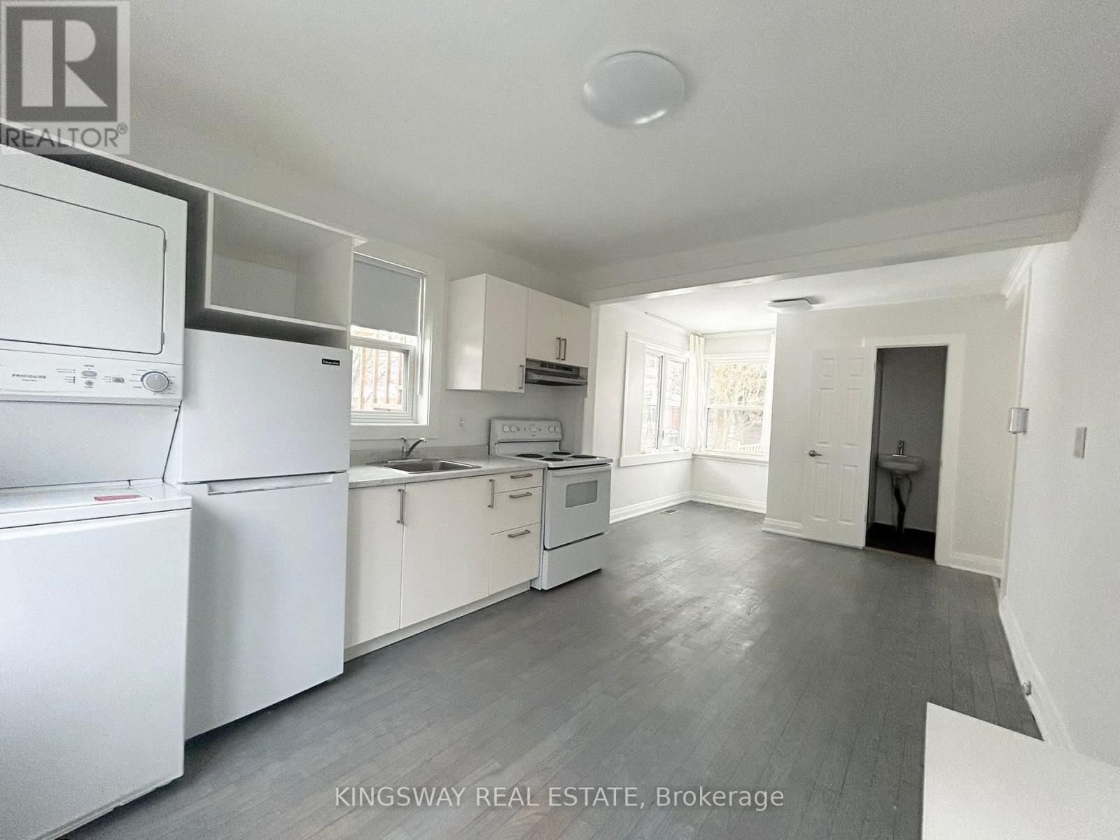 Main - 4229 Bloor Street W, Toronto, Ontario  M9C 1Z6 - Photo 8 - W12639054