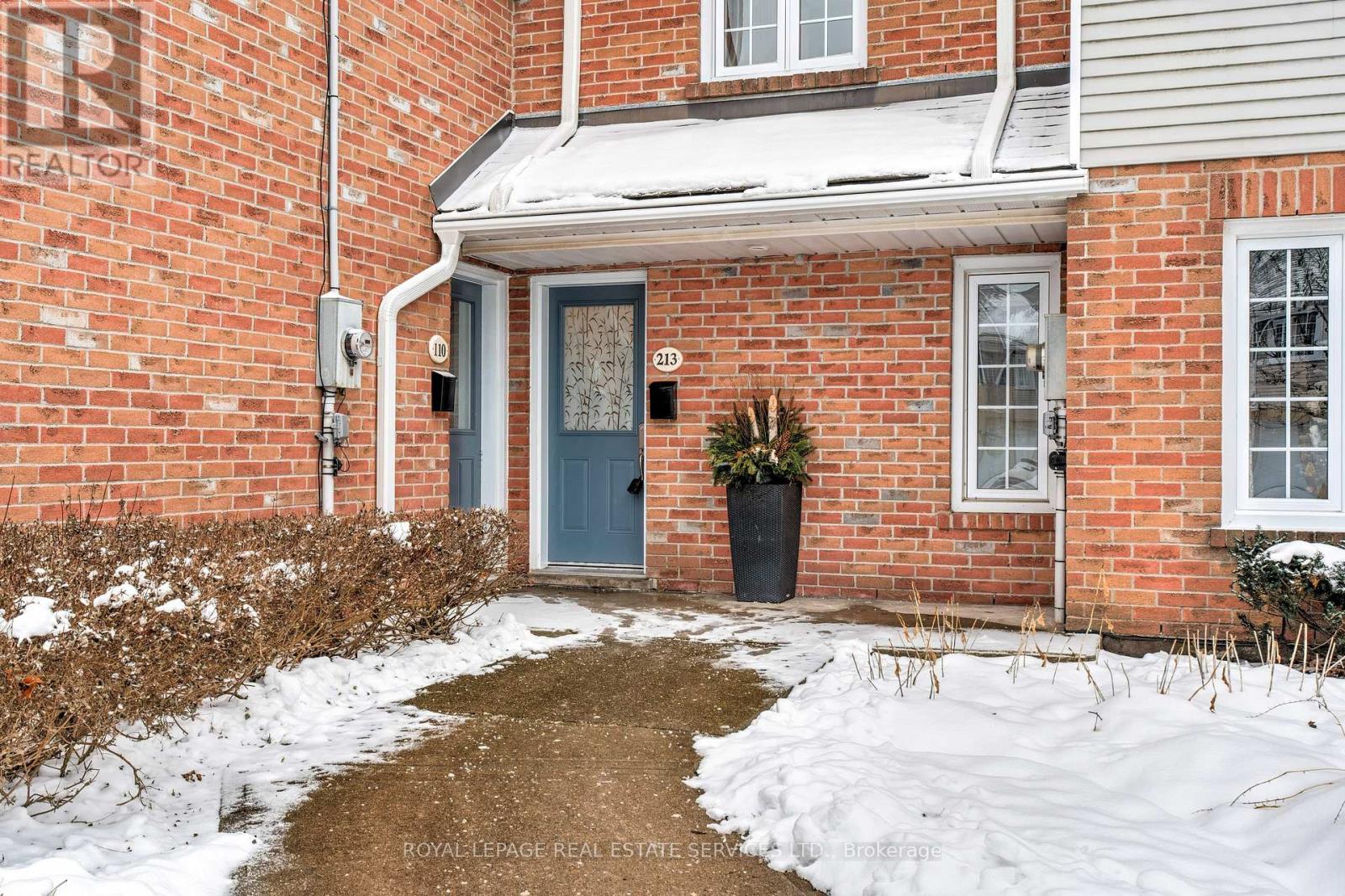 213 - 2110 Cleaver Avenue, Burlington, Ontario L7M 3Z3 - Photo 2 - W12639072