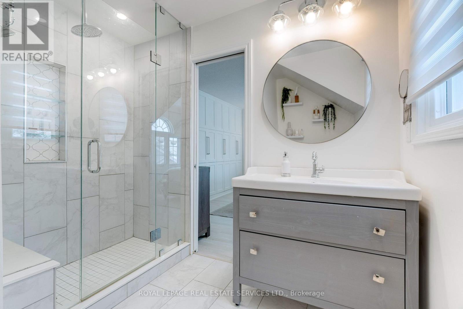 213 - 2110 Cleaver Avenue, Burlington, Ontario L7M 3Z3 - Photo 23 - W12639072