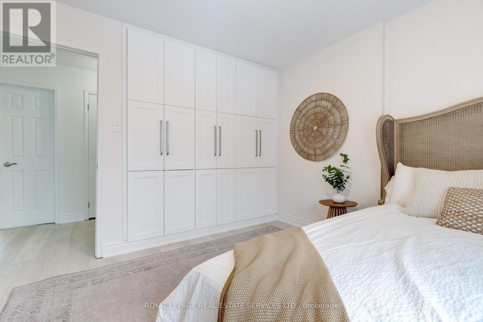 213 - 2110 Cleaver Avenue, Burlington, Ontario L7M 3Z3 - Photo 27 - W12639072