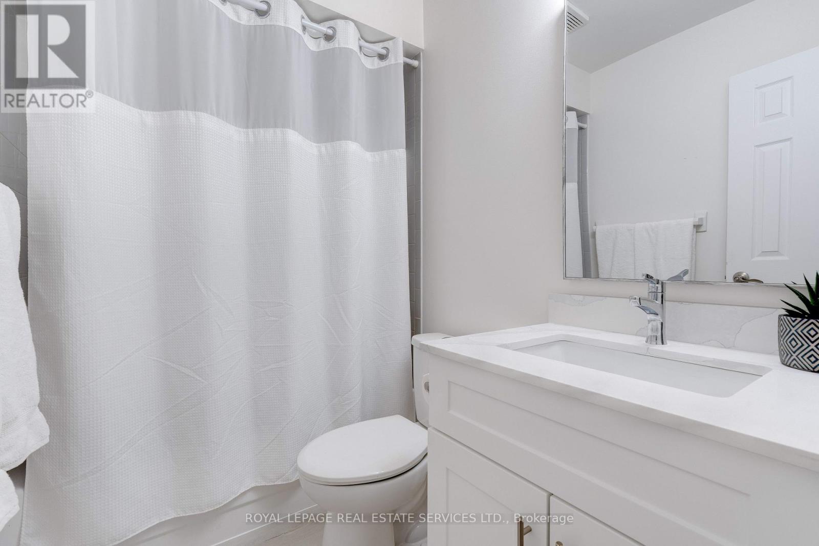 213 - 2110 Cleaver Avenue, Burlington, Ontario L7M 3Z3 - Photo 28 - W12639072