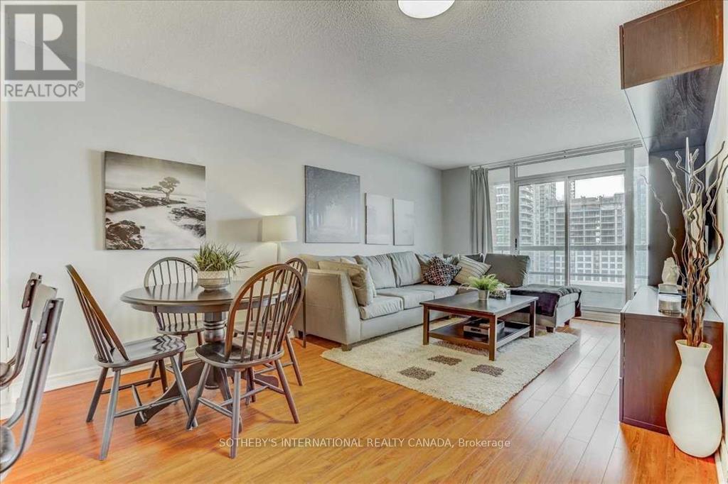 1506 - 156 Enfield Place, Mississauga, Ontario L5B 4L8 - Photo 13 - W12639082