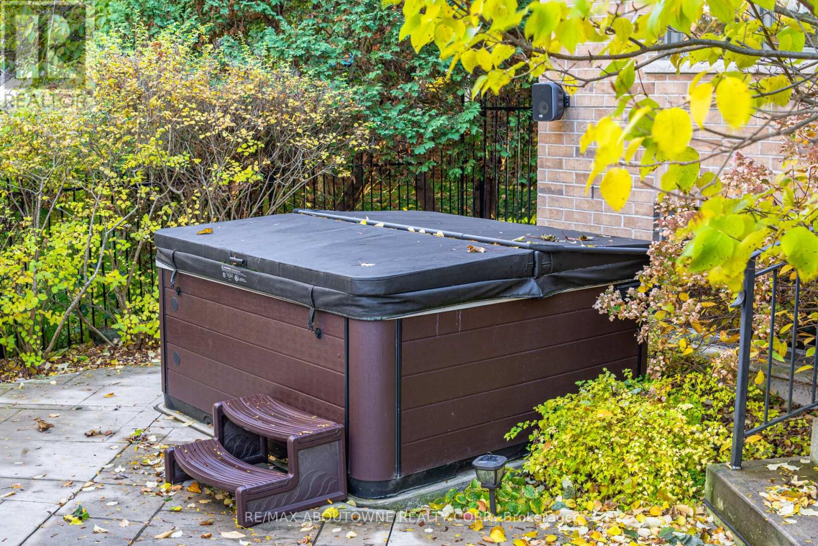 1271 Mineola Gardens, Mississauga, Ontario  L5G 3Y5 - Photo 39 - W12639148