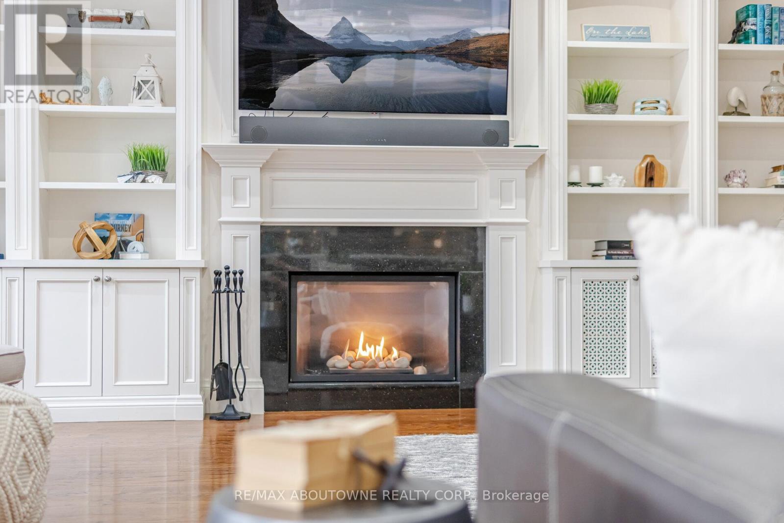 1271 Mineola Gardens, Mississauga, Ontario  L5G 3Y5 - Photo 8 - W12639148