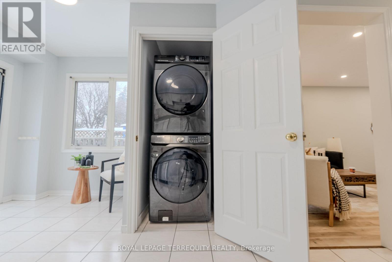 13 Southwell Place, Brampton, Ontario  L6Z 4S8 - Photo 14 - W12639152