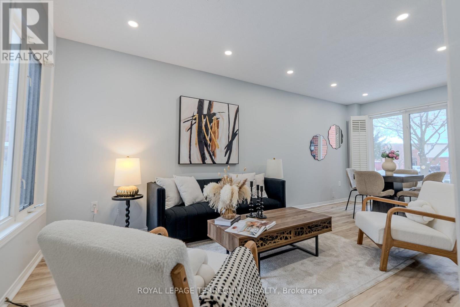 13 Southwell Place, Brampton, Ontario  L6Z 4S8 - Photo 5 - W12639152