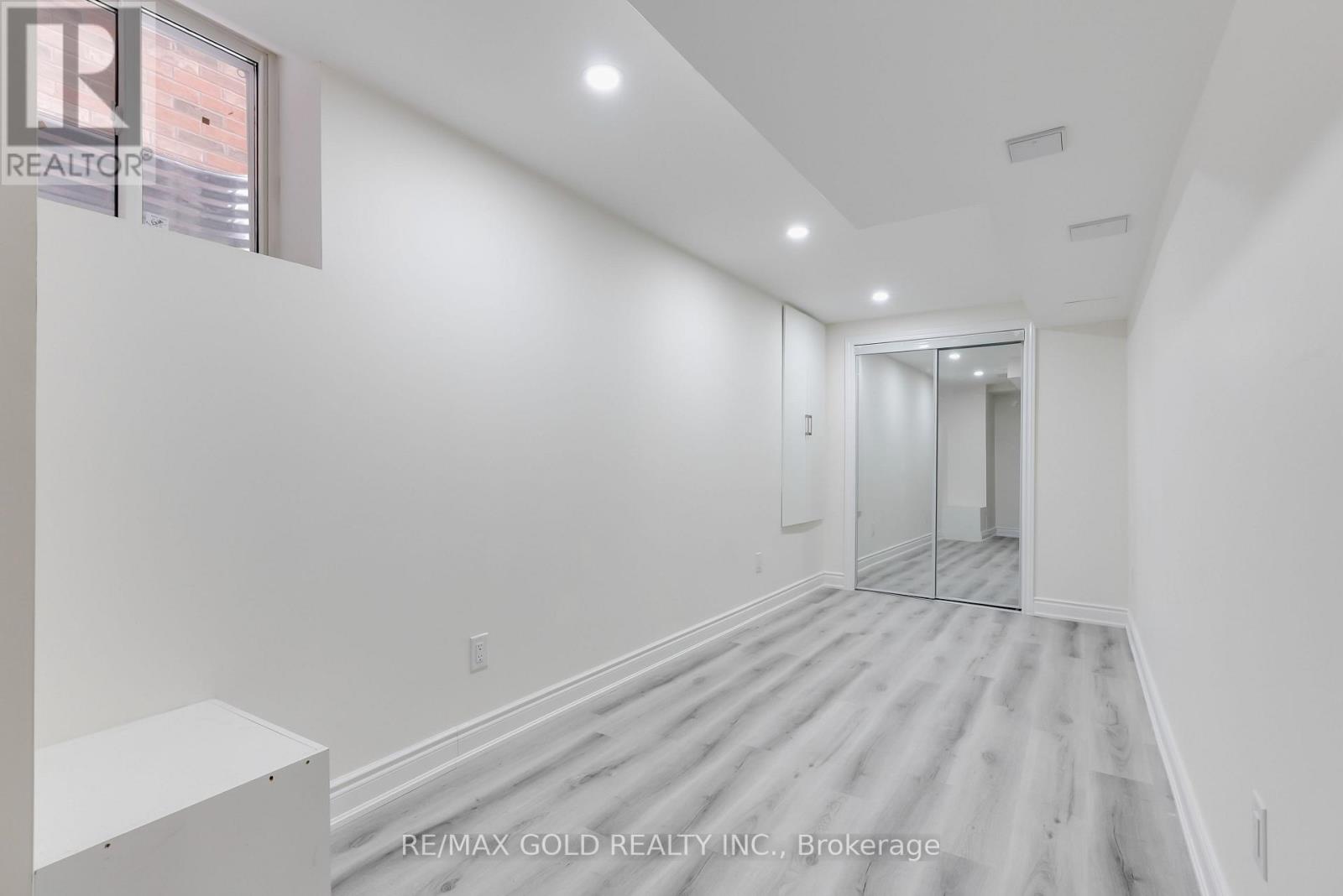 1081 Urell Way, Milton, Ontario L9T 8V5 - Photo 17 - W12639176