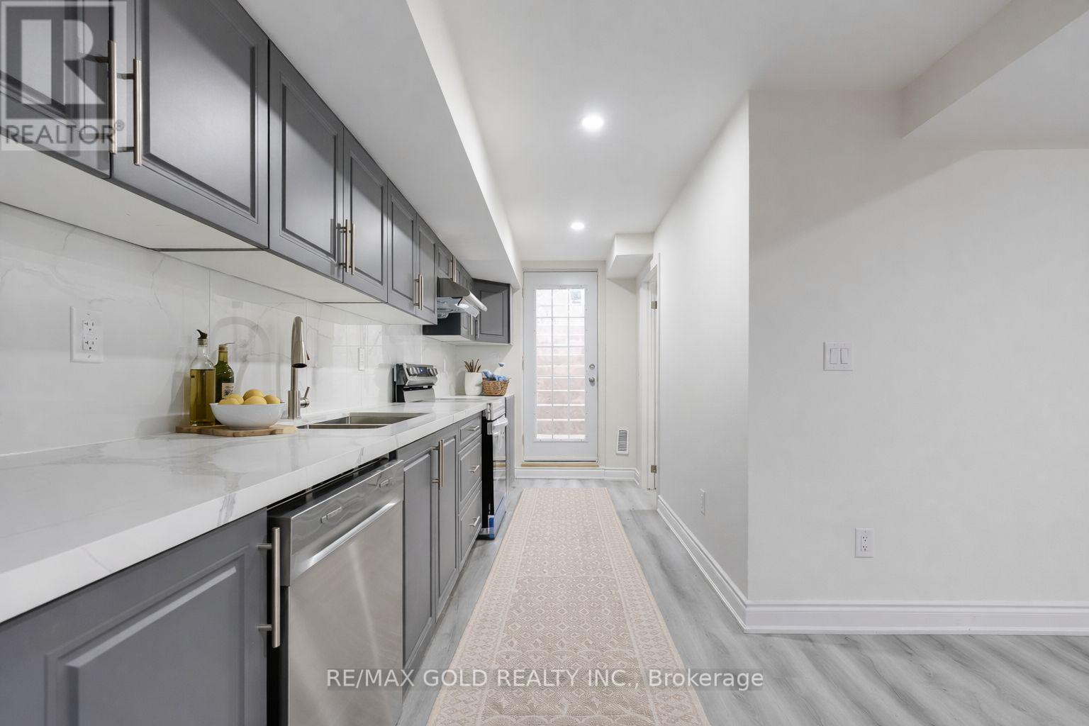 1081 Urell Way, Milton, Ontario L9T 8V5 - Photo 5 - W12639176