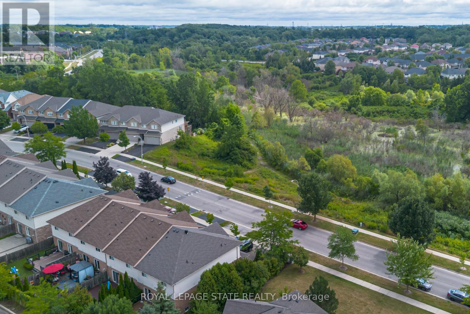 1105 Harrogate Drive, Hamilton, Ontario  L9K 1N1 - Photo 2 - X12639138