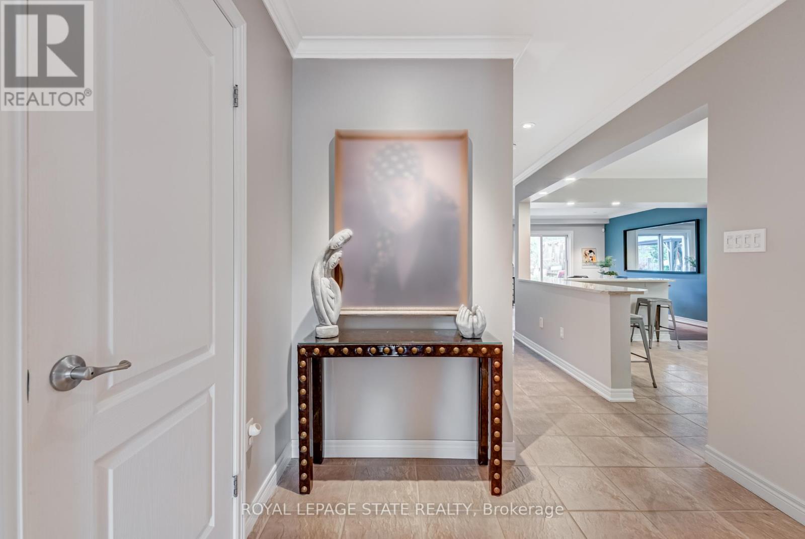 1105 Harrogate Drive, Hamilton, Ontario  L9K 1N1 - Photo 8 - X12639138