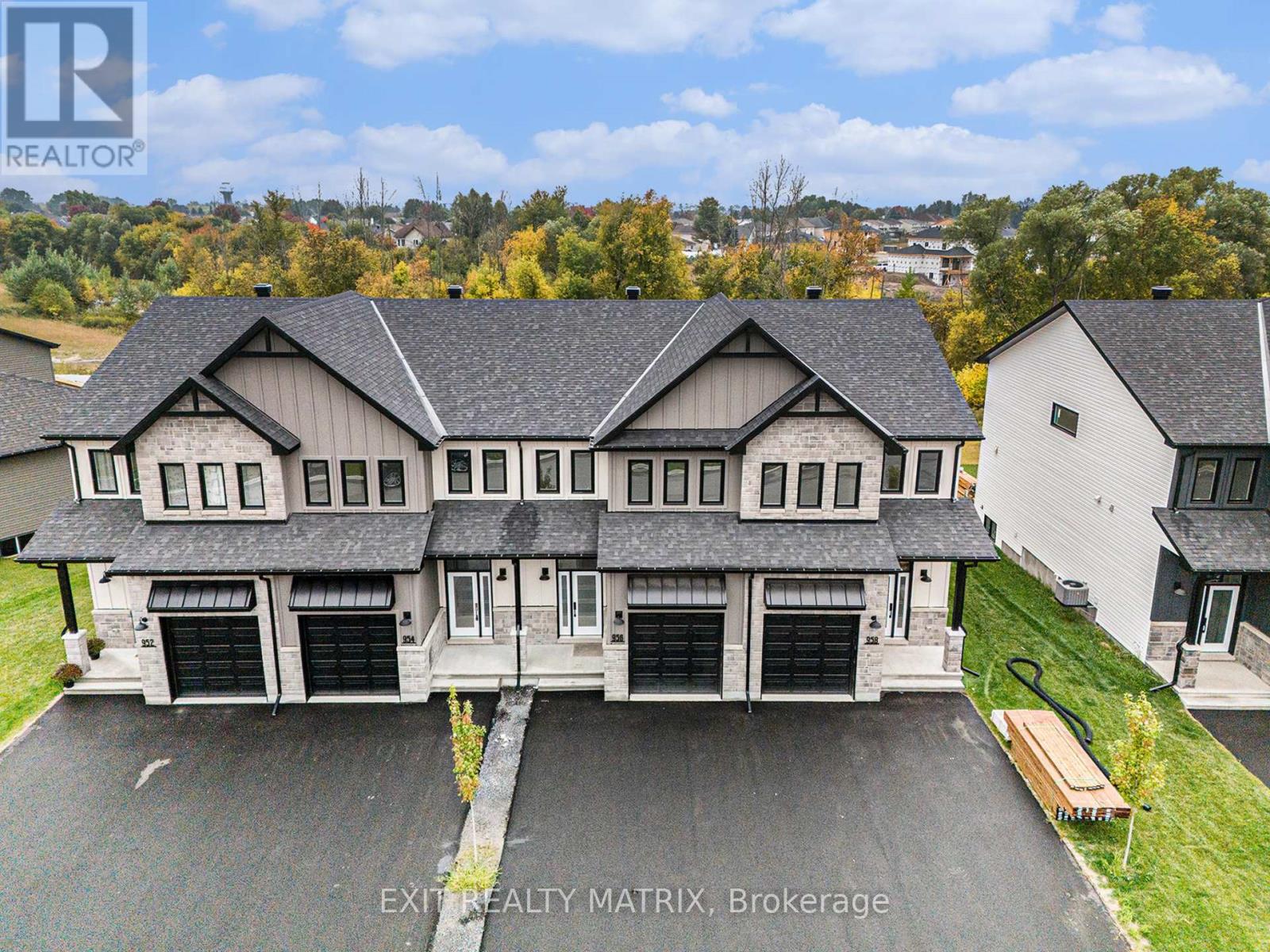 956 Cologne Street, Russell, Ontario K0A 1W0 - Photo 18 - X12453809