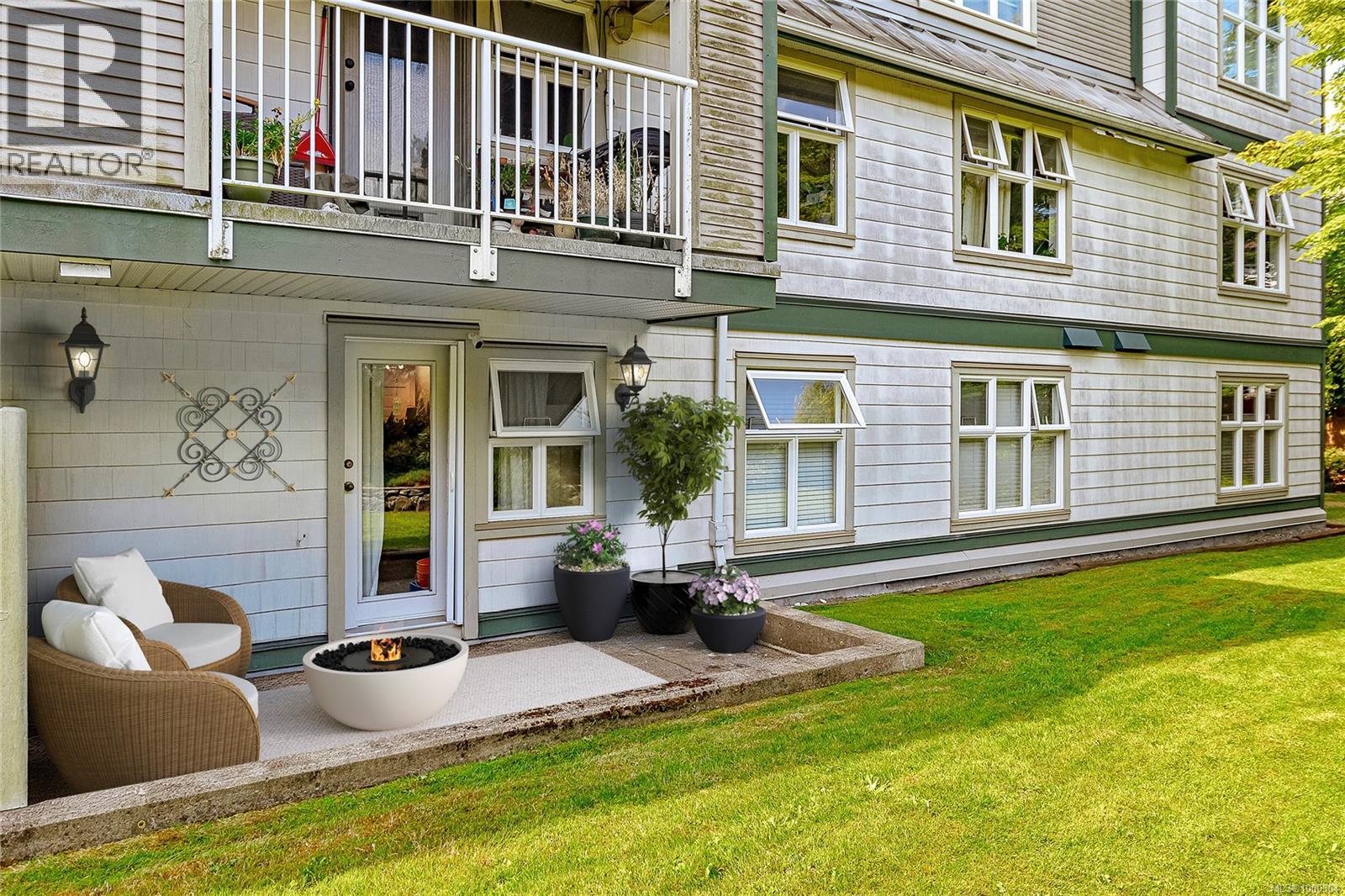 105 3010 Washington Ave, Victoria, British Columbia