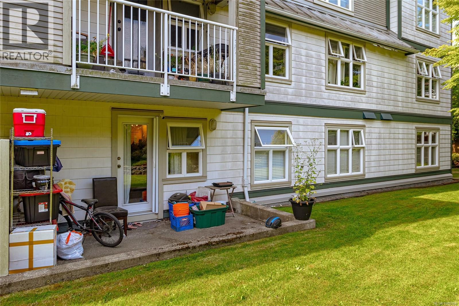 105 3010 Washington Ave, Victoria, British Columbia  V9A 1P6 - Photo 24 - 1000304