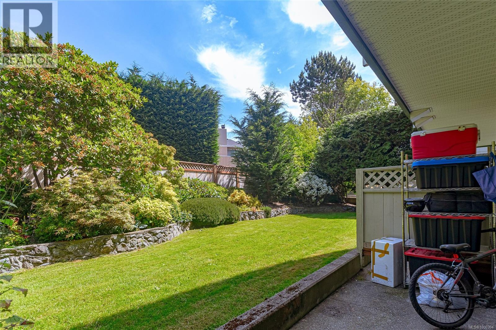 105 3010 Washington Ave, Victoria, British Columbia  V9A 1P6 - Photo 26 - 1000304