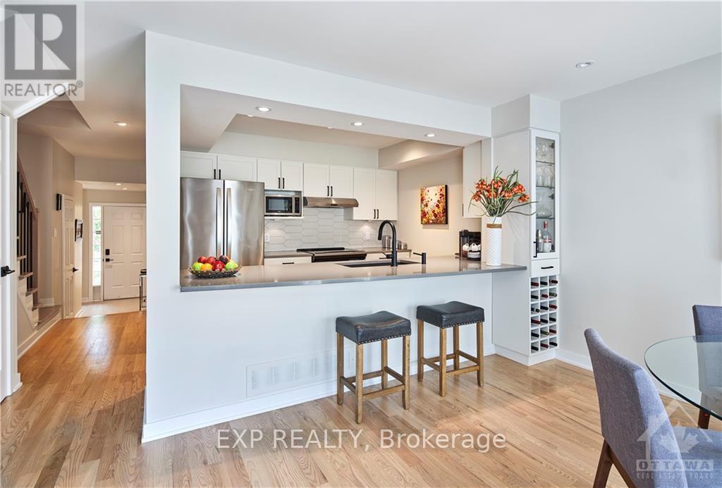 44 Sienna Private, Ottawa, Ontario  K1G 6L9 - Photo 4 - X12639230