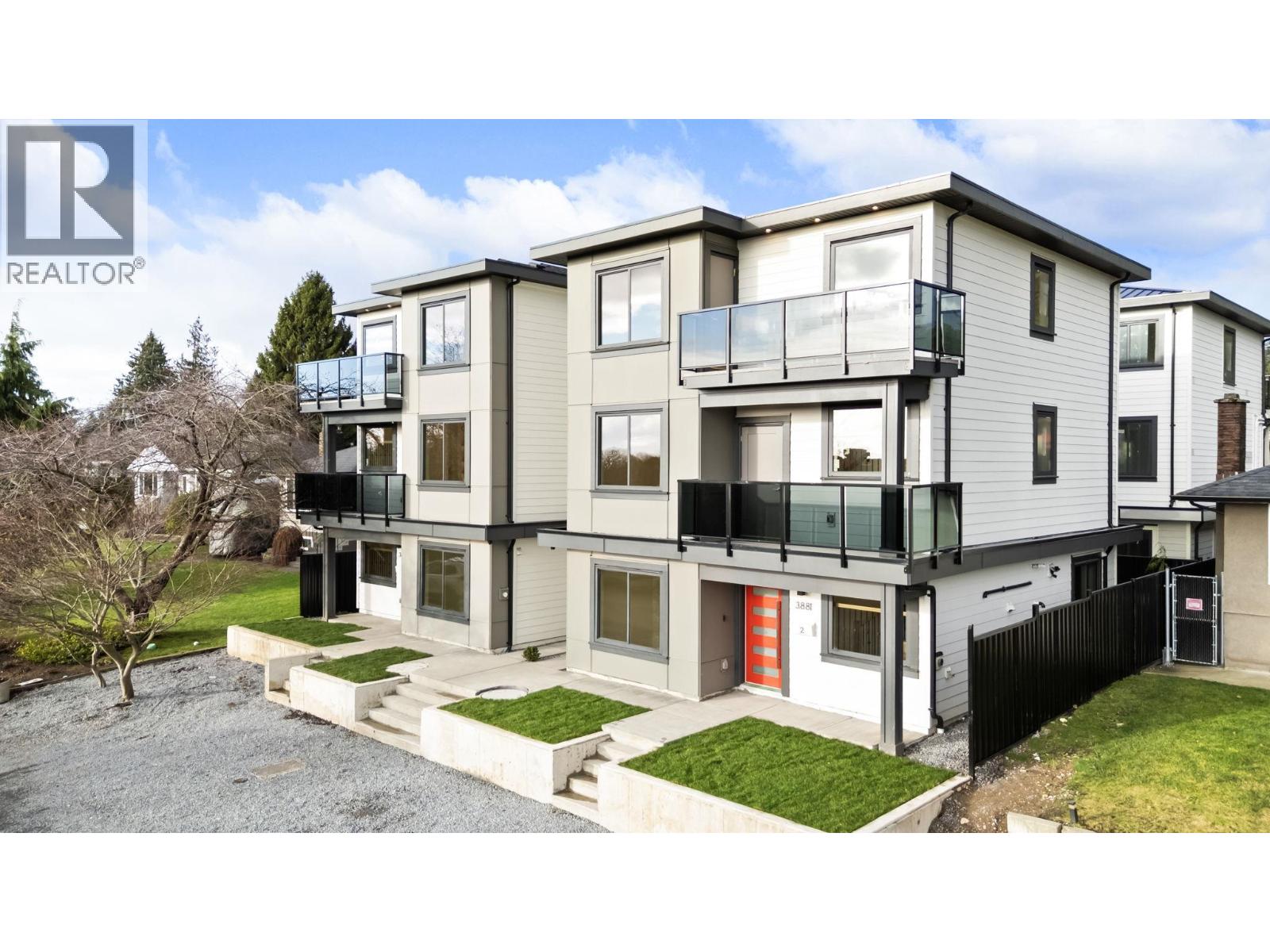1 3881 HURST STREET, burnaby, British Columbia