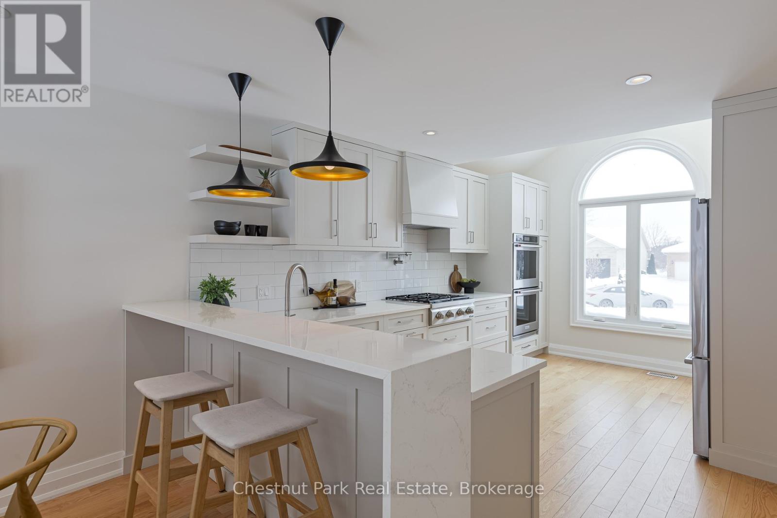 4 Wickens Lane, Blue Mountains, Ontario  N0H 2P0 - Photo 10 - X12639186