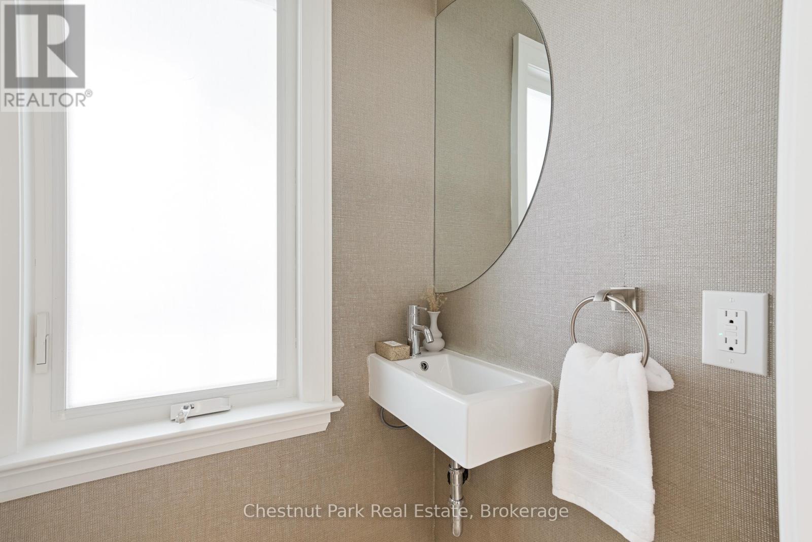 4 Wickens Lane, Blue Mountains, Ontario  N0H 2P0 - Photo 14 - X12639186