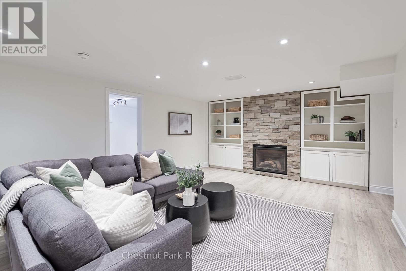 4 Wickens Lane, Blue Mountains, Ontario  N0H 2P0 - Photo 29 - X12639186