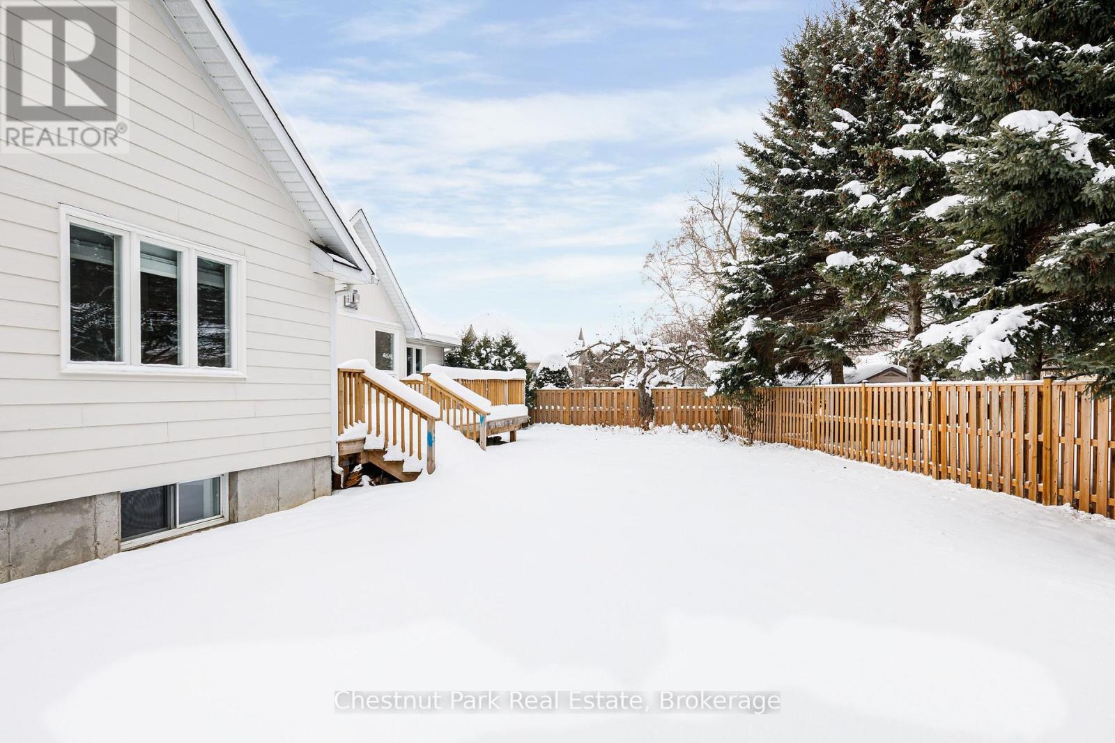 4 Wickens Lane, Blue Mountains, Ontario  N0H 2P0 - Photo 32 - X12639186