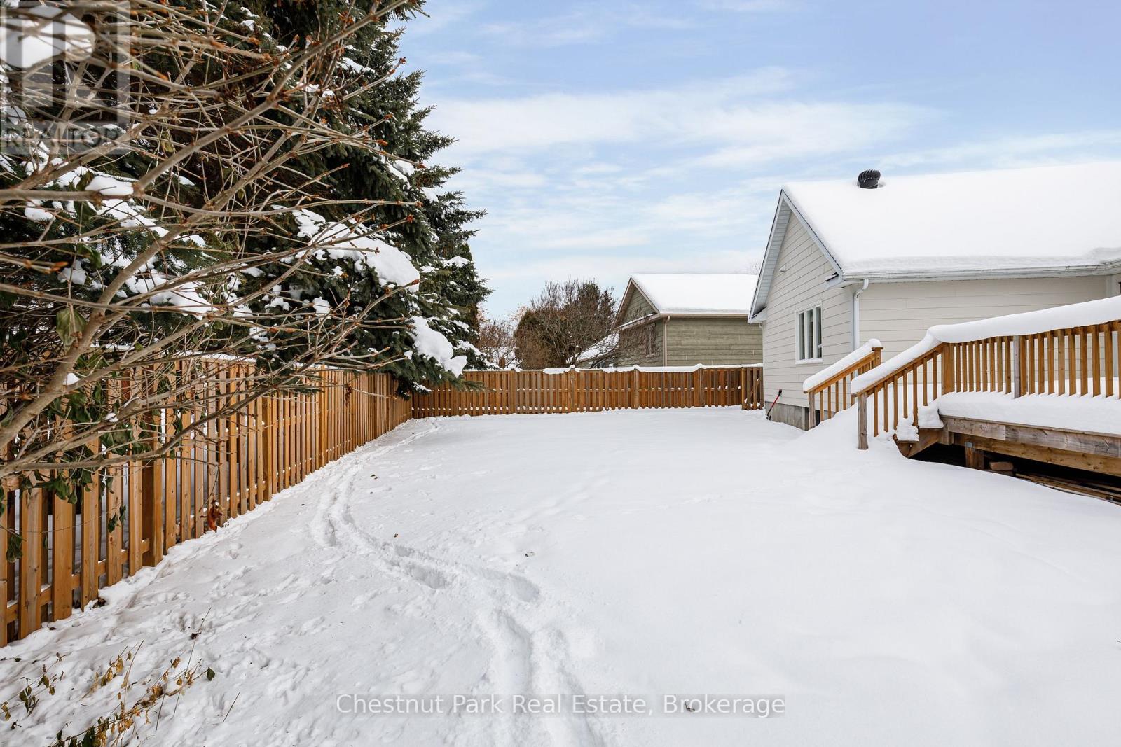 4 Wickens Lane, Blue Mountains, Ontario  N0H 2P0 - Photo 34 - X12639186