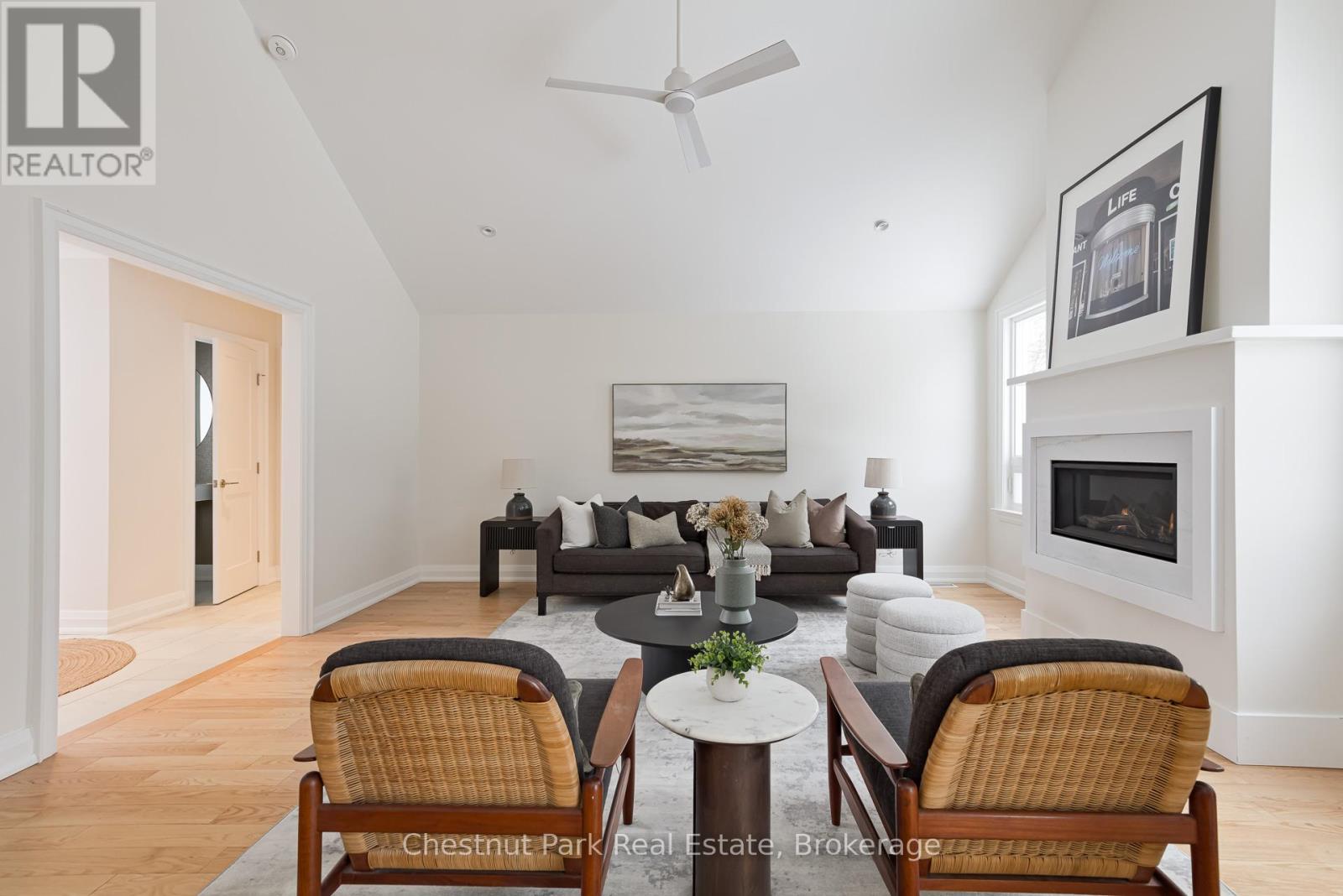 4 Wickens Lane, Blue Mountains, Ontario  N0H 2P0 - Photo 7 - X12639186