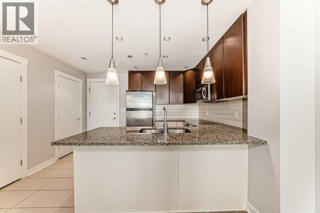 705, 788 12 Avenue Sw, Calgary, Alberta  T2R 0H1 - Photo 6 - A2261699