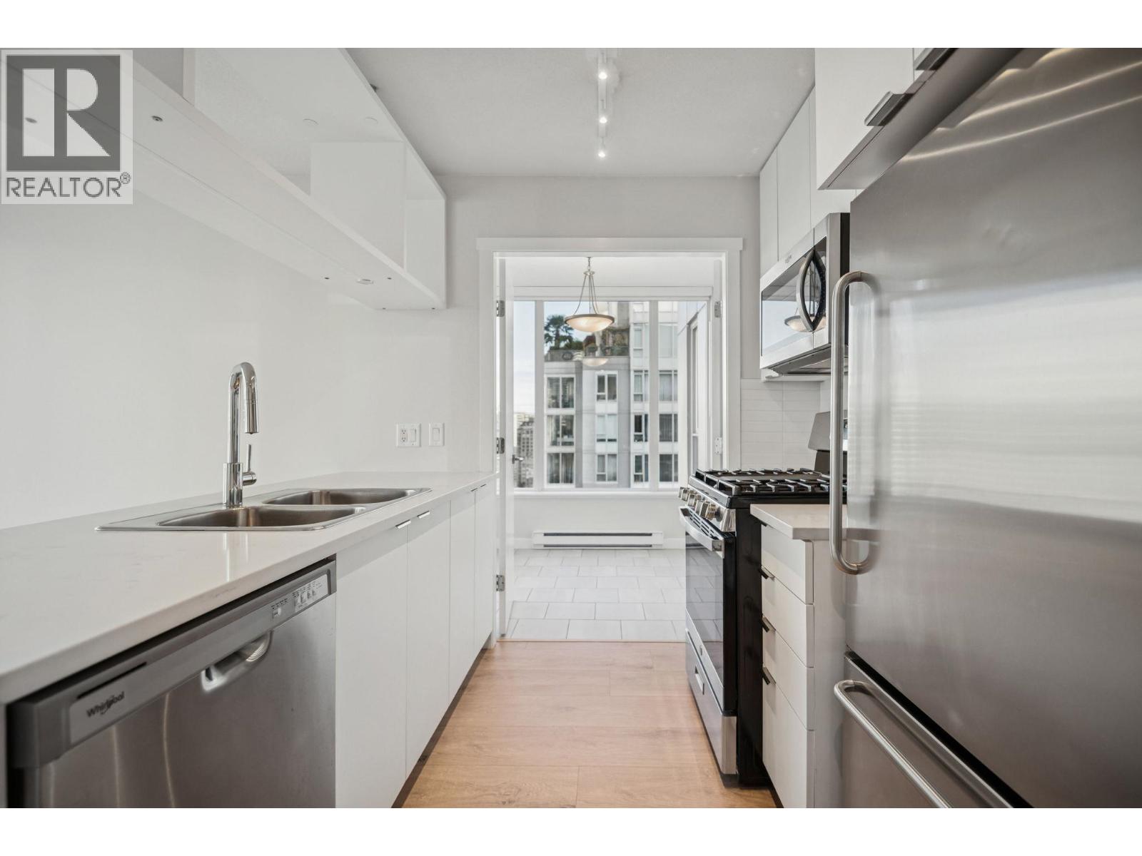 2103 1001 Richards Street, Vancouver, British Columbia  V6B 1J6 - Photo 9 - R3074241