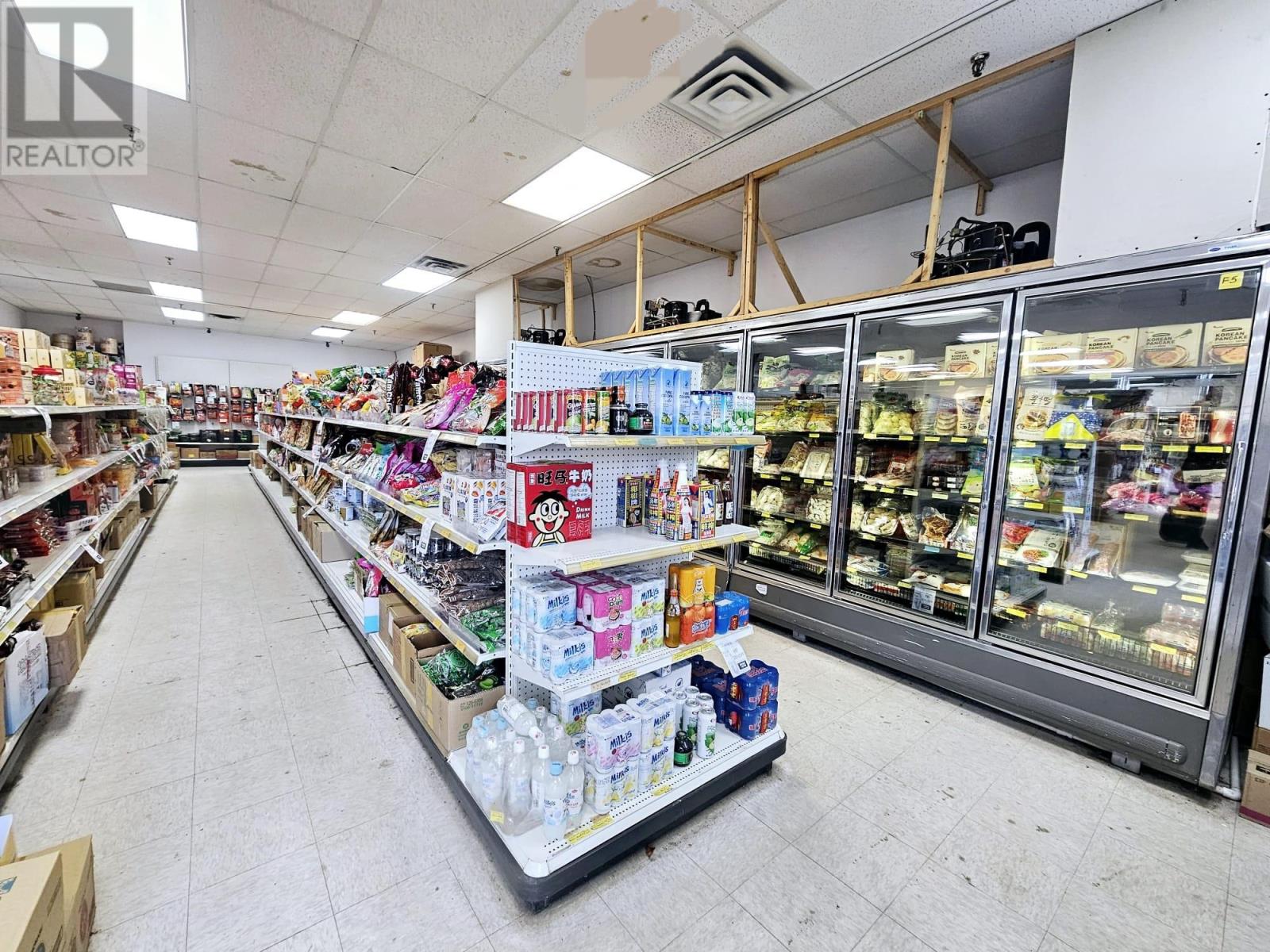 339 University Avenue, Charlottetown, Prince Edward Island  C1A 4M8 - Photo 3 - 202529542