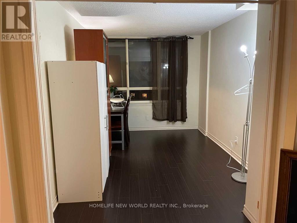 1503 - 633 Bay Street, Toronto, Ontario  M5G 2G4 - Photo 3 - C12639200