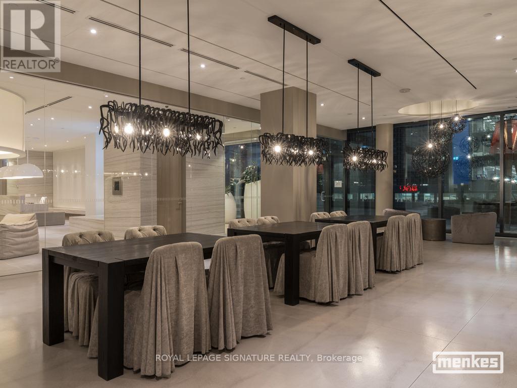 6109 - 100 Harbour Street, Toronto, Ontario  M5J 0B5 - Photo 6 - C12639212