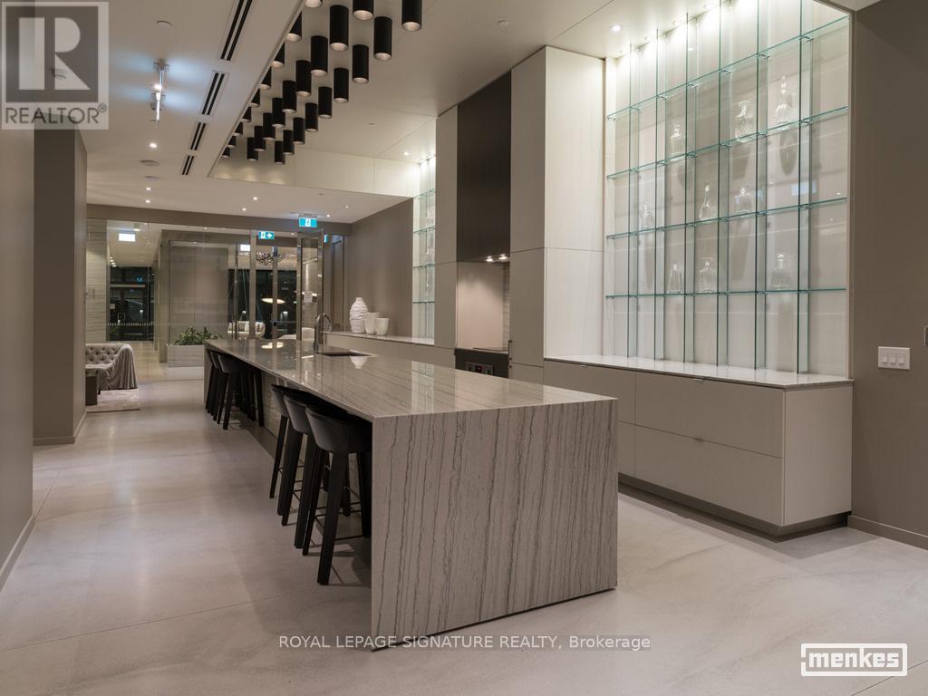 6109 - 100 Harbour Street, Toronto, Ontario  M5J 0B5 - Photo 7 - C12639212