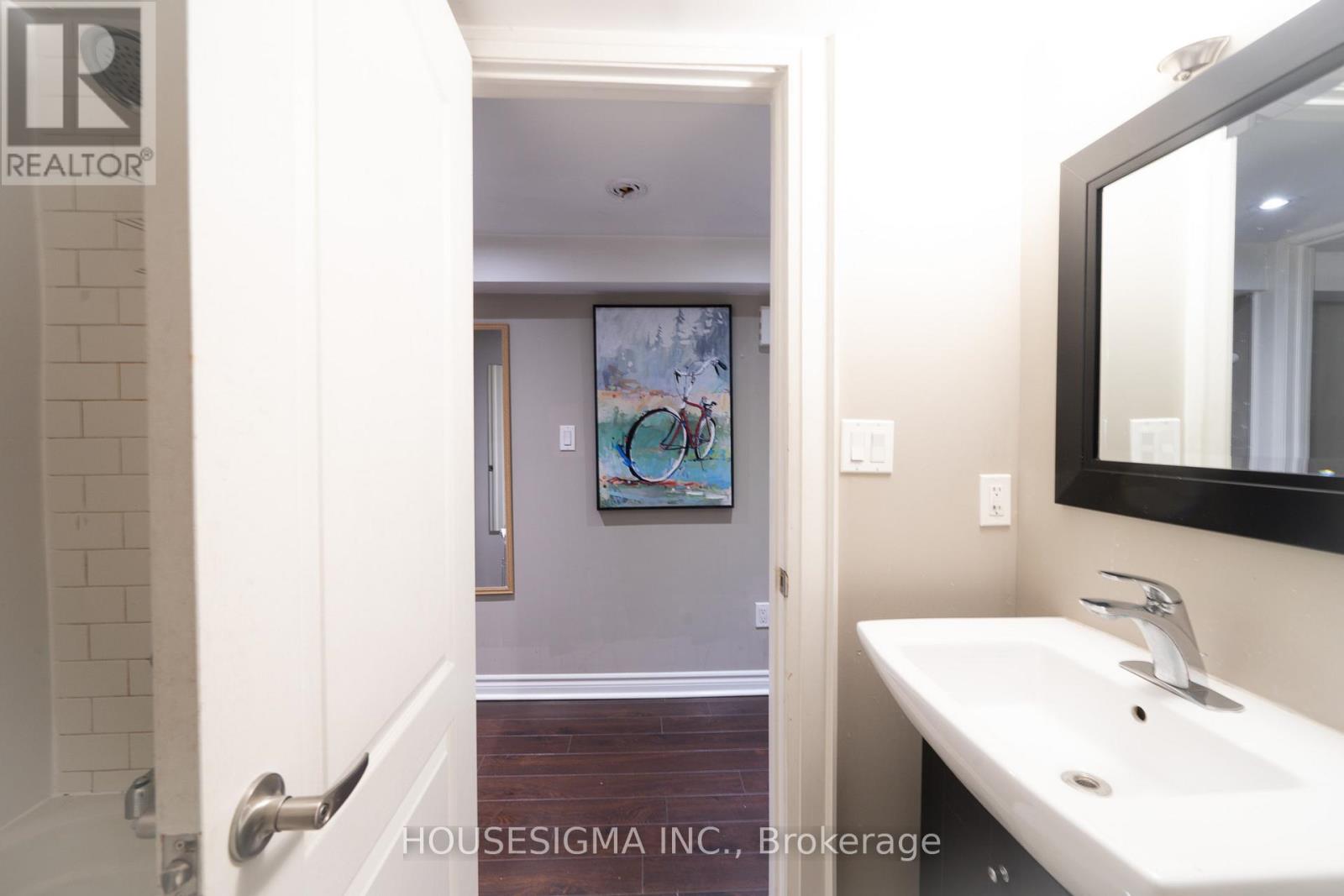 C - 52 Stanley Terrace, Toronto, Ontario  M6J 2R4 - Photo 14 - C12639222