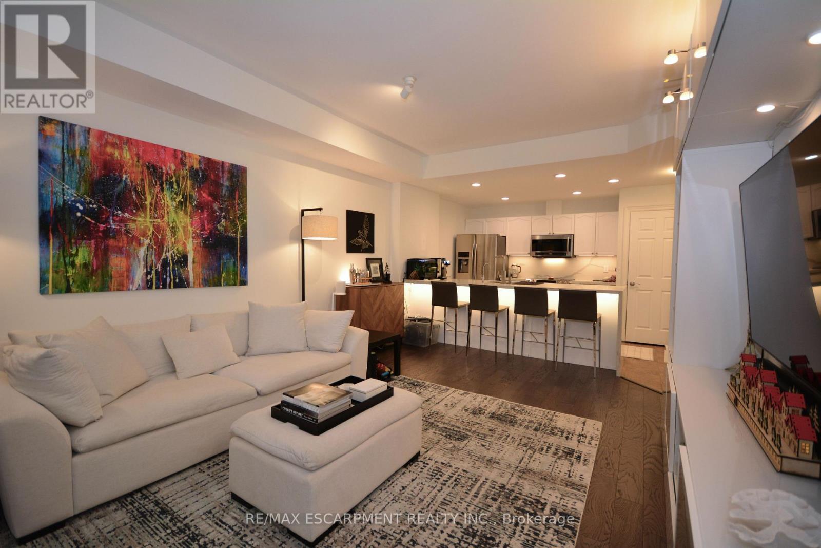 510 - 399 Elizabeth Street, Burlington, Ontario  L7R 0A4 - Photo 11 - W12638992