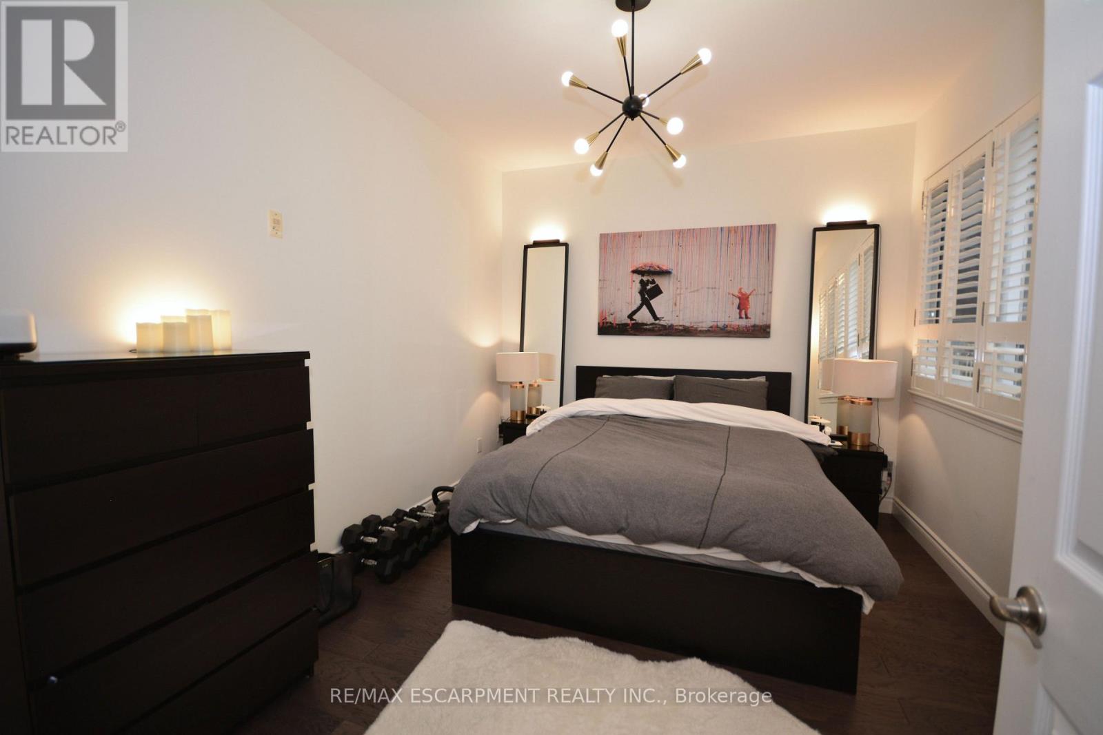 510 - 399 Elizabeth Street, Burlington, Ontario  L7R 0A4 - Photo 12 - W12638992