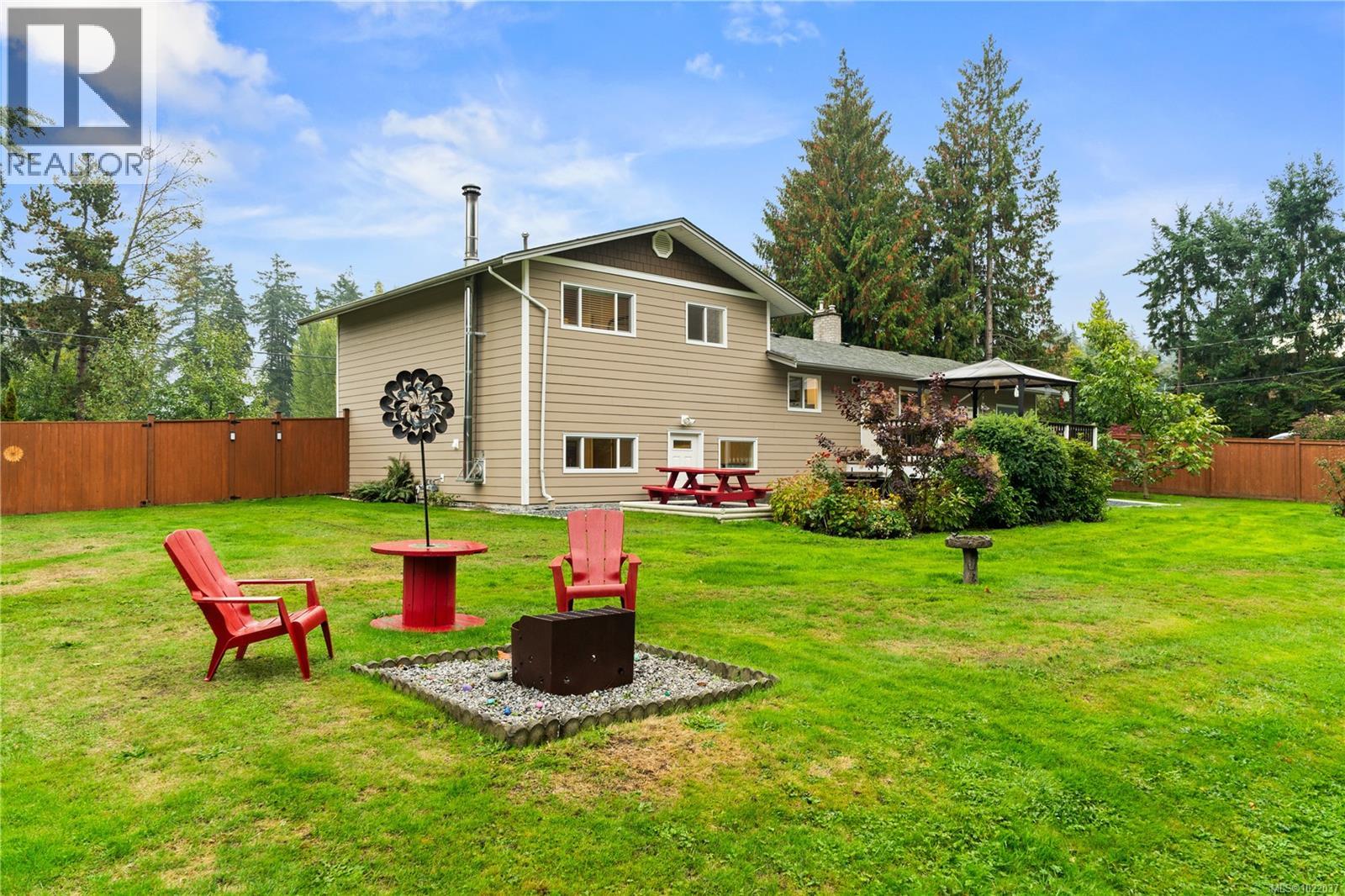 7554 Superior Rd, Lantzville, British Columbia V0R 2H0 - Photo 44 - 1022037