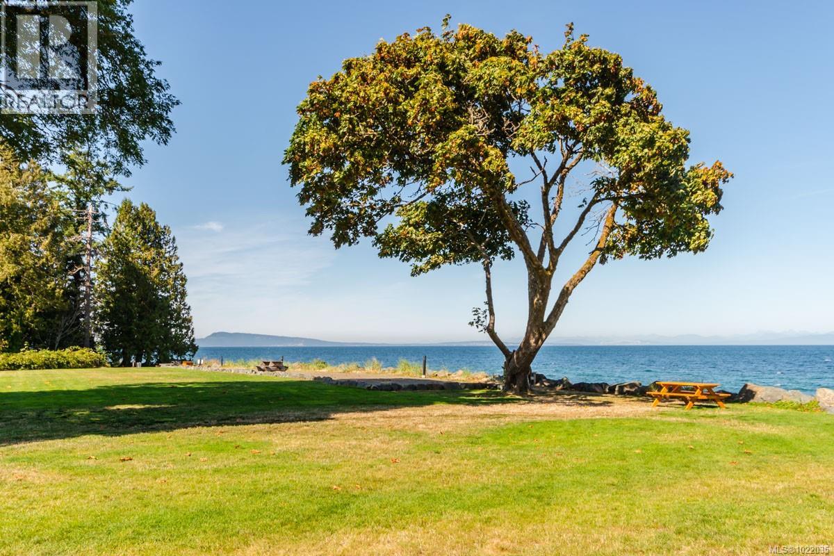 45 5251 Island Hwy W, Qualicum Beach, British Columbia V9K 2C1 - Photo 51 - 1022035