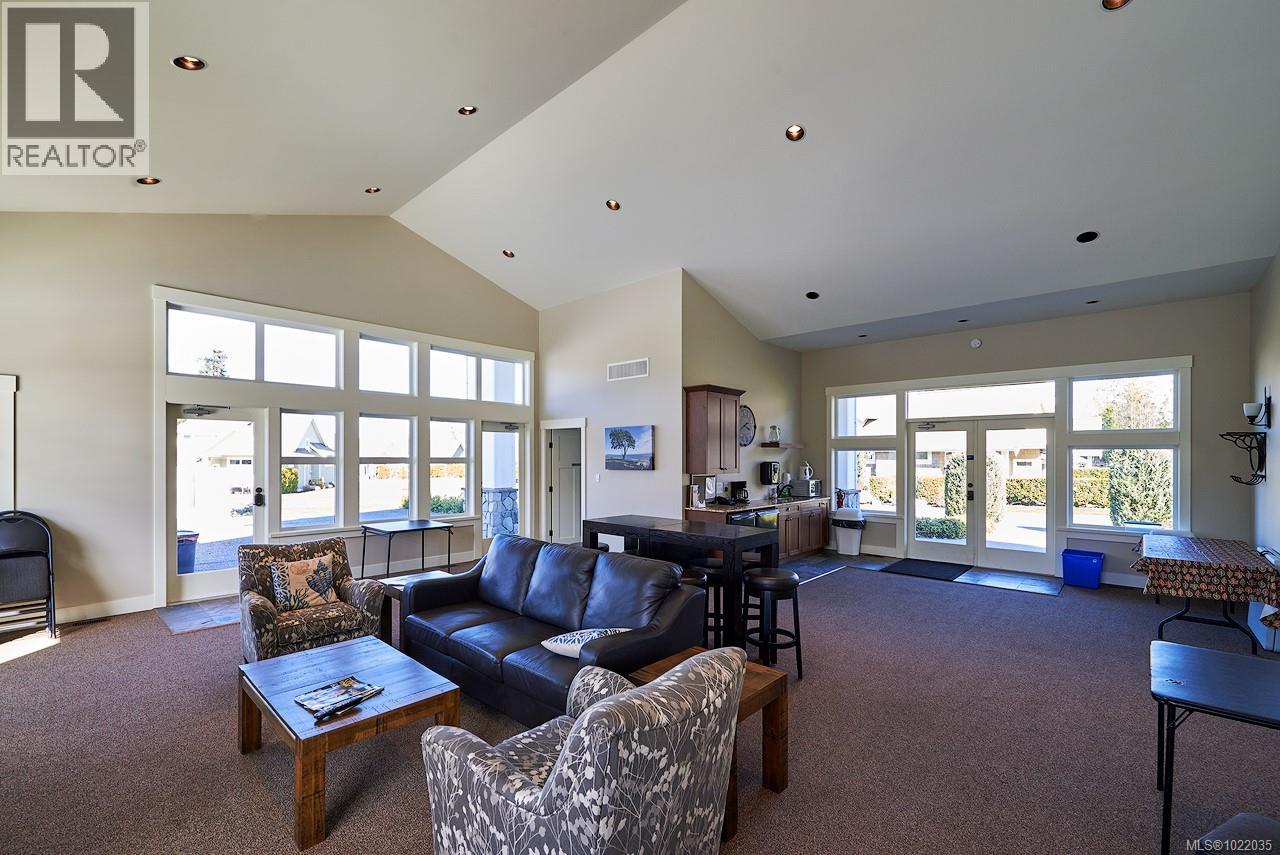 45 5251 Island Hwy W, Qualicum Beach, British Columbia V9K 2C1 - Photo 63 - 1022035