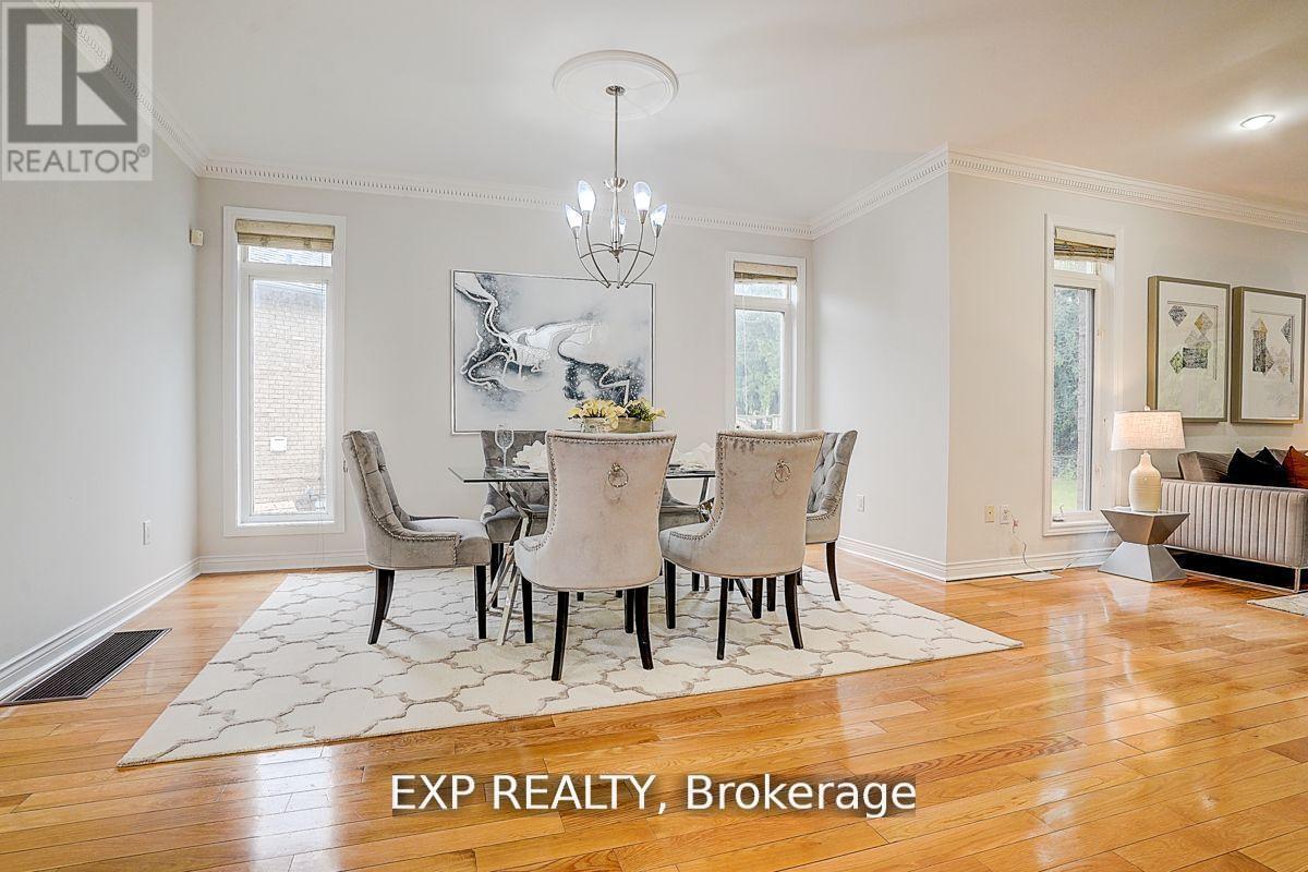 12 Tormina Court, Markham, Ontario  L3S 4R2 - Photo 5 - N12639204