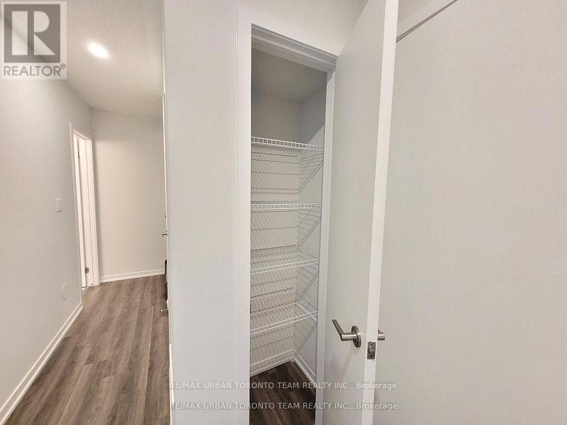 Th 165 - 151 Honeycrisp Crescent, Vaughan, Ontario  L4K 0N7 - Photo 12 - N12639256